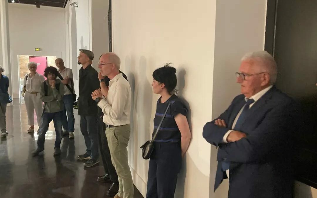 Au vernissage de l’exposition « Les Éclaircies »