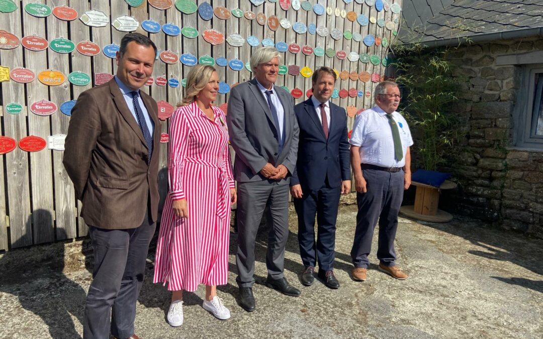 À la cérémonie de remise des médailles du mérite agricole à Adeline et Didier Yon !