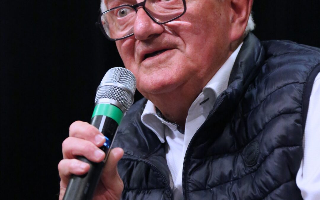 À la conférence sur le remembrement des haies à Lanvellec organisée par l’association Germinal