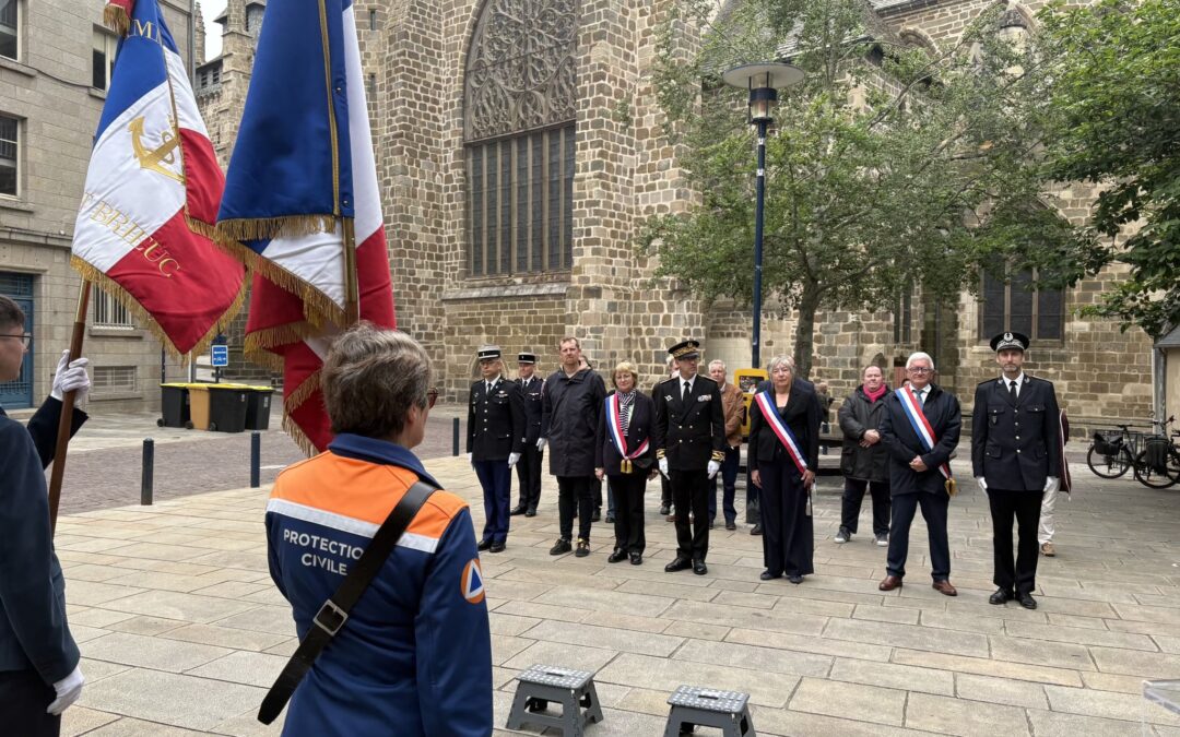 À la commémoration nationale à la mémoire des victimes de l’esclavage